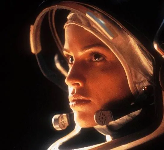 Земное ядро (2003) через торрент скачать Земное ядро (2003) фильм через торрент скачать