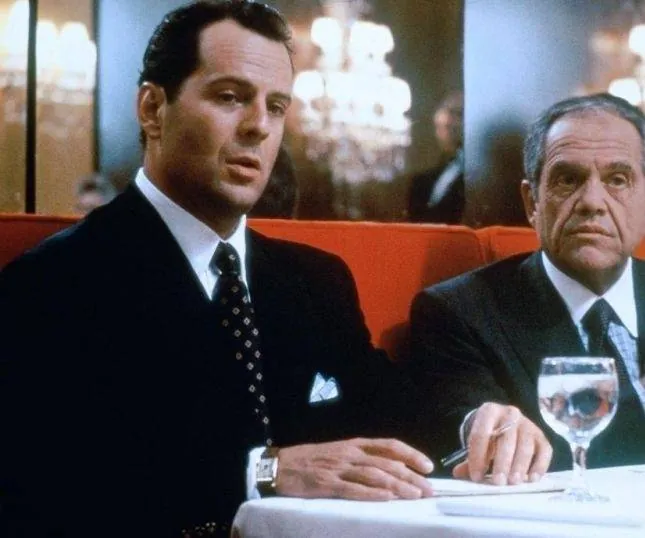 Костер тщеславий (1990) в хорошем качестве через торрент Костер тщеславий (1990) фильм в хорошем качестве через торрент