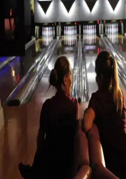 Боулинг (2012) через торрент бесплатно Боулинг (2012) фильм через торрент бесплатно