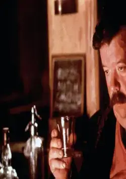 Англичанин, который поднялся на холм, но спустился с горы (1995) через торрент бесплатно Англичанин, который поднялся на холм, но спустился с горы (1995) фильм через торрент бесплатно