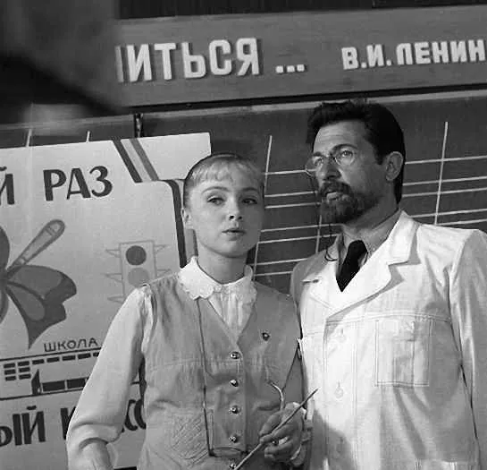 Утро без отметок (1983) через торрент бесплатно Утро без отметок (1983) фильм через торрент бесплатно