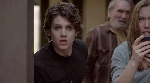 Поместье зла (2014) в хорошем качестве через торрент Поместье зла (2014) фильм в хорошем качестве через торрент