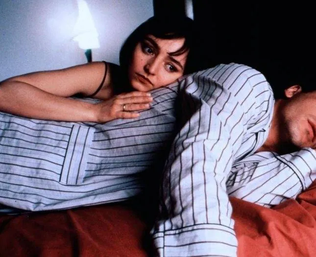 Золотые яйца (1993) через торрент бесплатно Золотые яйца (1993) фильм через торрент бесплатно