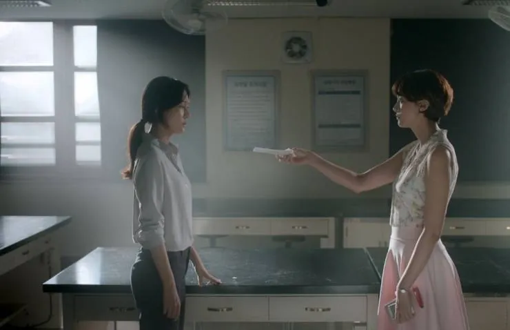 Учительница (2016) через торрент бесплатно Учительница (2016) фильм через торрент бесплатно