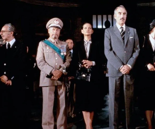 Саламандра (1981) через торрент бесплатно Саламандра (1981) фильм через торрент бесплатно