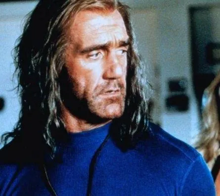 Нападение на Остров Дьявола (1997) через торрент скачать Нападение на Остров Дьявола (1997) фильм через торрент скачать