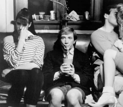 Клиффорд (1991) через торрент бесплатно Клиффорд (1991) фильм через торрент бесплатно