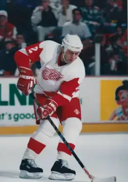 Русская пятёрка (2018) через торрент скачать Русская пятёрка (2018) фильм через торрент скачать