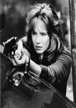 В объятиях убийцы (1992) через торрент скачать В объятиях убийцы (1992) фильм через торрент скачать