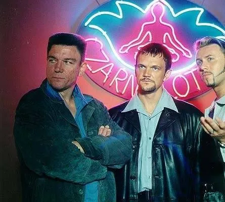 Пацаны не плачут (2000) через торрент бесплатно Пацаны не плачут (2000) фильм через торрент бесплатно