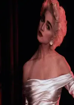 Кто эта девчонка? (1987) через торрент бесплатно Кто эта девчонка? (1987) фильм через торрент бесплатно