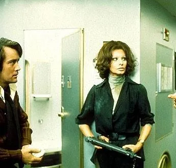 Перевал Кассандры (1976) через торрент скачать Перевал Кассандры (1976) фильм через торрент скачать