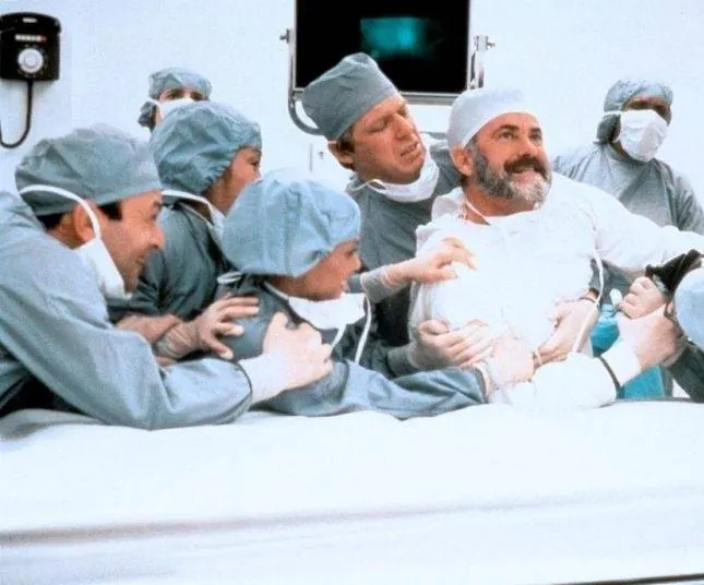 Молодость, больница, любовь (1982) в хорошем качестве через торрент Молодость, больница, любовь (1982) фильм в хорошем качестве через торрент