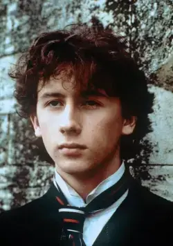 Молодой Шерлок Холмс (1985) через торрент бесплатно Молодой Шерлок Холмс (1985) фильм через торрент бесплатно