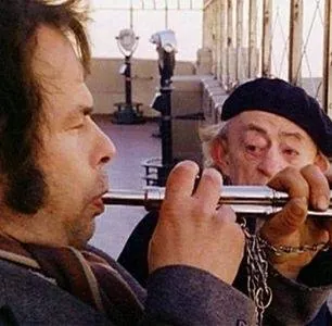 Строшек (1977) через торрент бесплатно Строшек (1977) фильм через торрент бесплатно