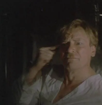 Самоубийца (1990) через торрент бесплатно Самоубийца (1990) фильм через торрент бесплатно