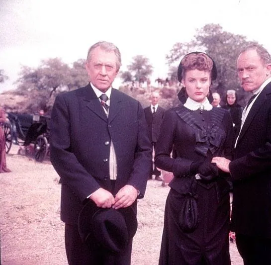 Сломанное копье (1954) в хорошем качестве через торрент Сломанное копье (1954) фильм в хорошем качестве через торрент