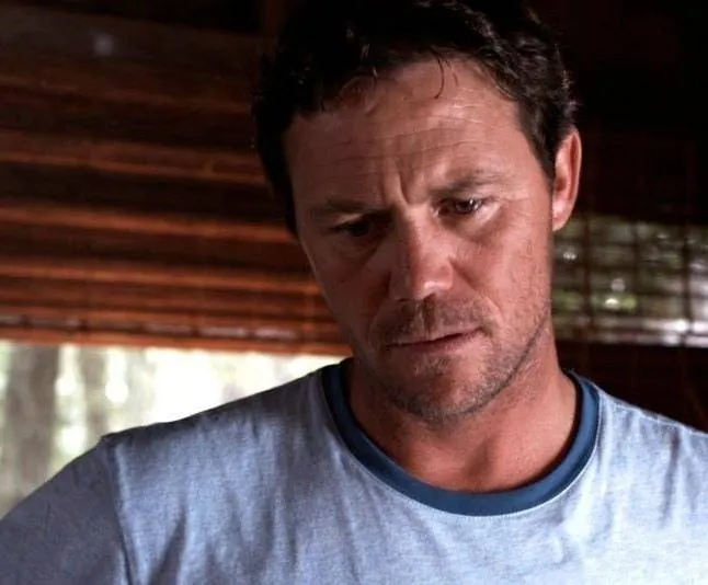 Паразит (2010) через торрент бесплатно Паразит (2010) фильм через торрент бесплатно