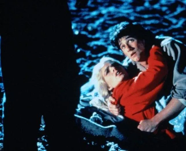 Оно живо 3: Остров живых (1987) через торрент скачать Оно живо 3: Остров живых (1987) фильм через торрент скачать