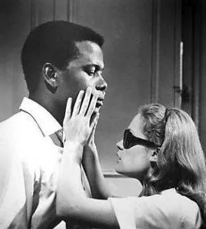 Клочок синевы (1965) через торрент бесплатно Клочок синевы (1965) фильм через торрент бесплатно