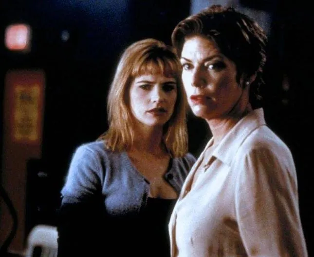 Контроль земли (1998) в хорошем качестве через торрент Контроль земли (1998) фильм в хорошем качестве через торрент