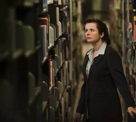 Солнце и апельсины (2010) через торрент бесплатно Солнце и апельсины (2010) фильм через торрент бесплатно