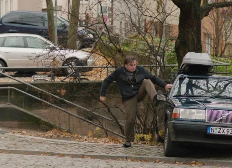 Три четверти луны (2011) в хорошем качестве через торрент Три четверти луны (2011) фильм в хорошем качестве через торрент