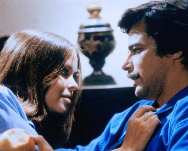 Короткая ночь стеклянных кукол (1971) через торрент скачать Короткая ночь стеклянных кукол (1971) фильм через торрент скачать