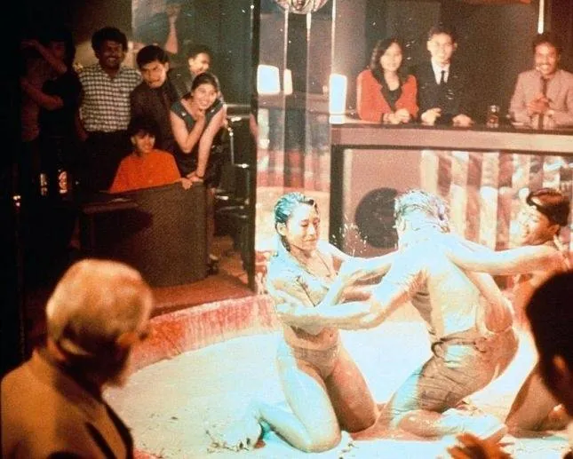 Леди дракон (1992) через торрент бесплатно Леди дракон (1992) фильм через торрент бесплатно