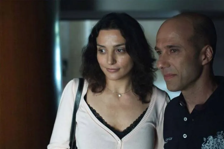 В пяти часах от Парижа (2008) через торрент скачать В пяти часах от Парижа (2008) фильм через торрент скачать