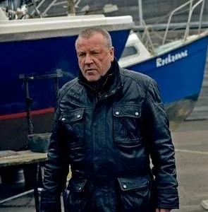 Летучий отряд Скотланд-Ярда (2012) через торрент бесплатно Летучий отряд Скотланд-Ярда (2012) фильм через торрент бесплатно