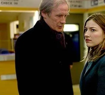 Девушка из кафе (2005) через торрент скачать Девушка из кафе (2005) фильм через торрент скачать