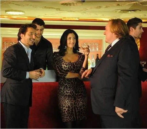 Скачки (2013) через торрент скачать Скачки (2013) фильм через торрент скачать