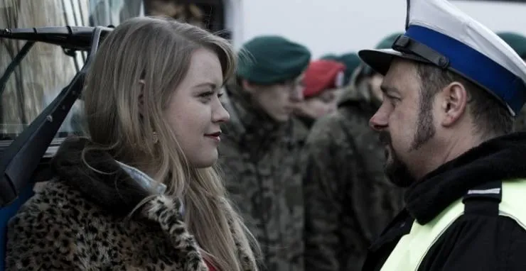 Дорожный патруль (2012) через торрент скачать Дорожный патруль (2012) фильм через торрент скачать