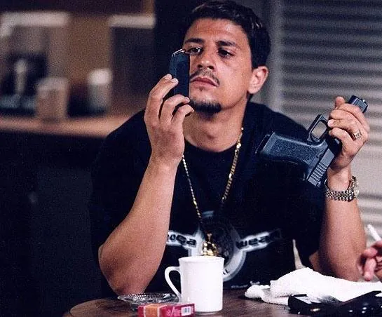 Ограбление по-французски (2003) через торрент бесплатно Ограбление по-французски (2003) фильм через торрент бесплатно