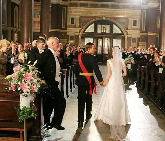 Принц и я: Королевская свадьба (2006) через торрент бесплатно Принц и я: Королевская свадьба (2006) фильм через торрент бесплатно