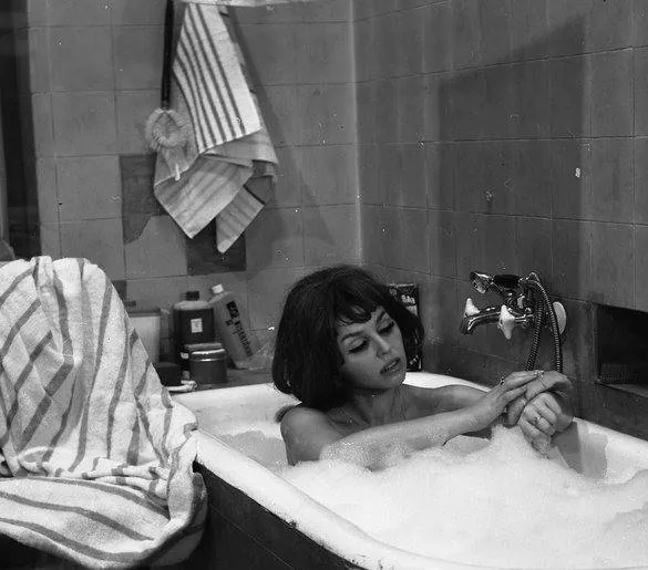 Лекарство от любви (1966) через торрент скачать Лекарство от любви (1966) фильм через торрент скачать