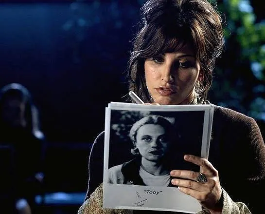 Чокнутый (2006) через торрент бесплатно Чокнутый (2006) фильм через торрент бесплатно