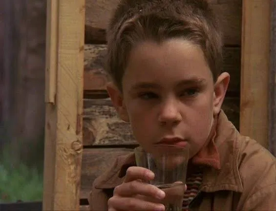 Моя собачья жизнь (1985) в хорошем качестве через торрент Моя собачья жизнь (1985) фильм в хорошем качестве через торрент