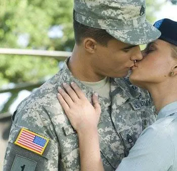 Кинозвезда в погонах (2008) через торрент бесплатно Кинозвезда в погонах (2008) фильм через торрент бесплатно