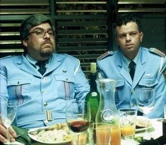 Визит оркестра (2007) через торрент бесплатно Визит оркестра (2007) фильм через торрент бесплатно