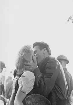 Я исповедуюсь (1953) через торрент бесплатно Я исповедуюсь (1953) фильм через торрент бесплатно