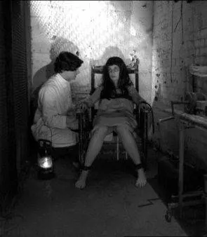 За стеною сна (2006) в хорошем качестве через торрент За стеною сна (2006) фильм в хорошем качестве через торрент