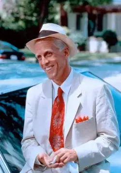 Эд и его покойная мамаша (1992) через торрент скачать Эд и его покойная мамаша (1992) фильм через торрент скачать