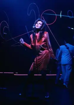 Улицы в огне (1984) через торрент скачать Улицы в огне (1984) фильм через торрент скачать