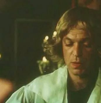 Остров погибших кораблей (1987) через торрент бесплатно Остров погибших кораблей (1987) фильм через торрент бесплатно