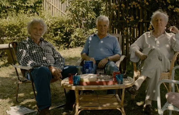 А давайте жить все вместе? (2011) через торрент бесплатно А давайте жить все вместе? (2011) фильм через торрент бесплатно