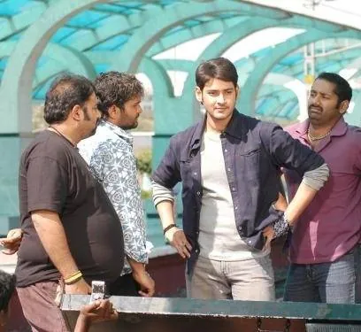 Вооружен и очень опасен (2006) через торрент скачать Вооружен и очень опасен (2006) фильм через торрент скачать