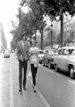 На последнем дыхании (1960) через торрент скачать На последнем дыхании (1960) фильм через торрент скачать