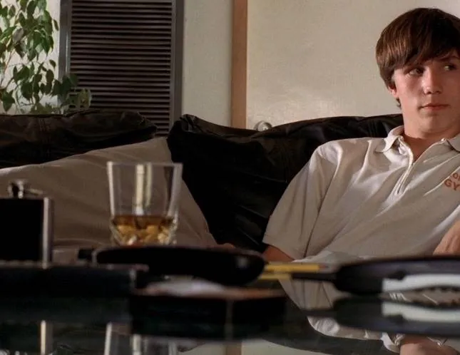 Маленькие Афины (2005) через торрент бесплатно Маленькие Афины (2005) фильм через торрент бесплатно